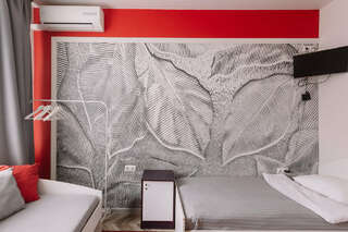 Хостел HDhostel Ижевск Трехместный номер с общим туалетом-3